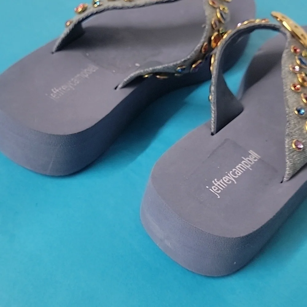 Jeffrey Campbell ICONICS Flip Flop In Blue Denim Multi Color Gemstones Size 9 - Picture 9 of 10